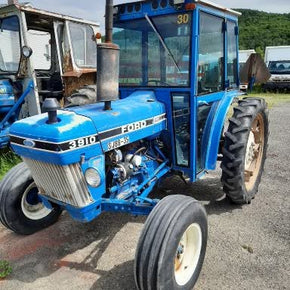 Tracteur Ford 1988 Model 3910